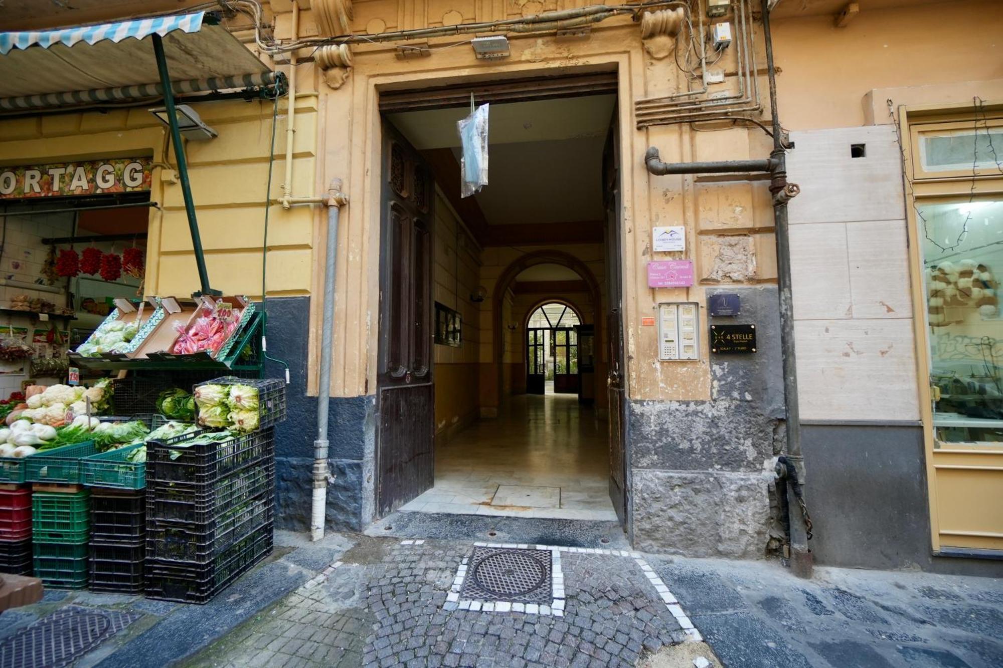 Residenza Vecchia Napoli 60 Apartment Exterior photo